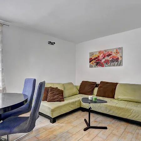 Apartment Lina Pula